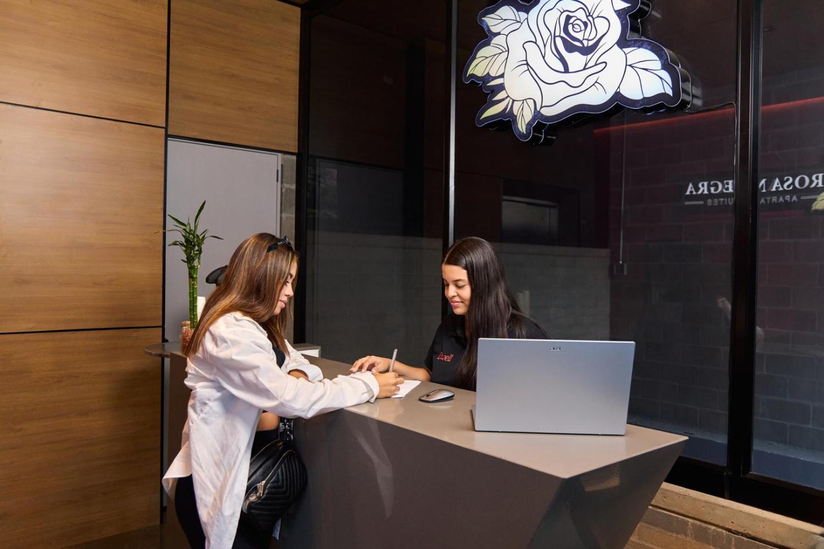 Rosa Negra Haven Cozy Stadio Aparta-Suite Medellín Zewnętrze zdjęcie